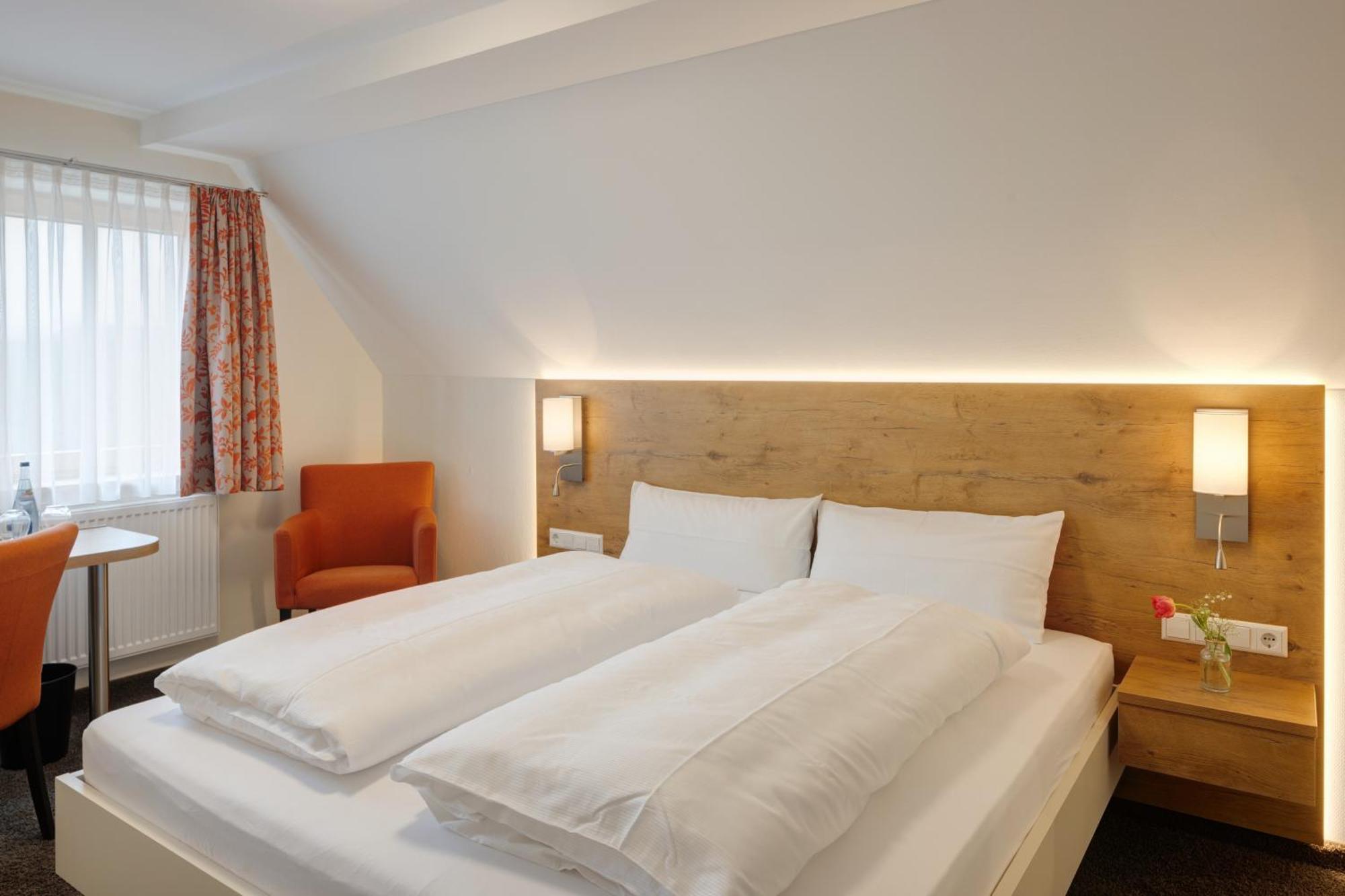Landhotel Steigenhaus Untermunkheim Eksteriør billede